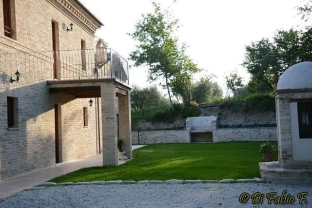 L' Antico Pozzo Country House Monsampietro Morico Eksteriør billede